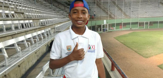 Randy, un bateador 10 de la pelota base