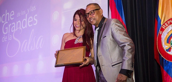 La salsa cale�a vivi� su noche de gala
