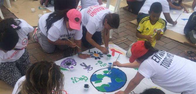 Ms de 180 mujeres llegaron a Cali para clamar por la paz