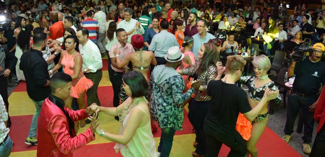 Se dice y se siente, que Cali est lista para vivir, gozar y cantar la feria