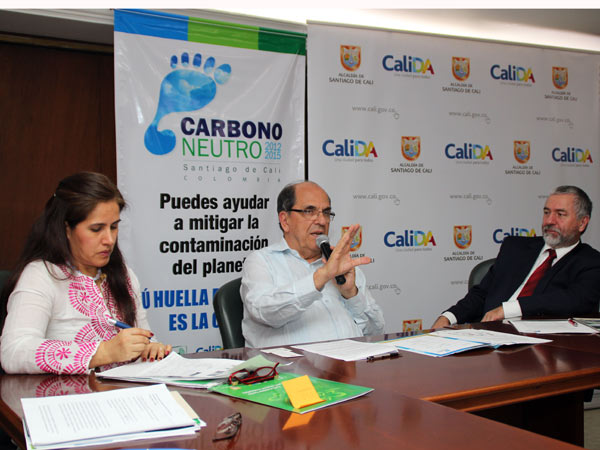 La Alcald�a firm� acuerdos para ejecutar acciones por el cambio clim�tico