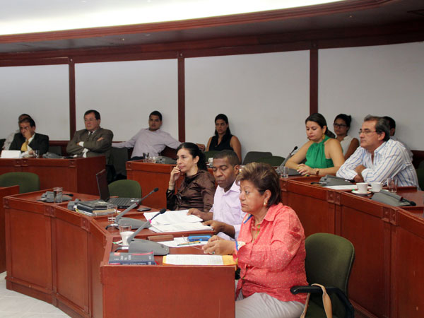 Concejales inician estudio del proyecto de acuerdo del presupuesto para el 2014