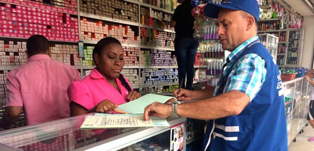 Salud P�blica refuerza control a expendios de alimentos y bebidas