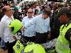 Entrega de motos y carros a la Polic�a 