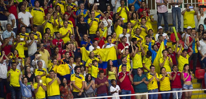 El p�blico respondi� y acompa�� a la selecci�n colombiana de f�tsal