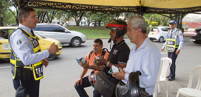 Educaci�n vial para motociclistas en la Semana de la Cultura Ciudadana