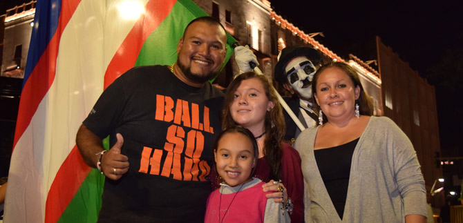 Caravana de los gestores de cultura ciudadana en la apertura del alumbrado navide�o
