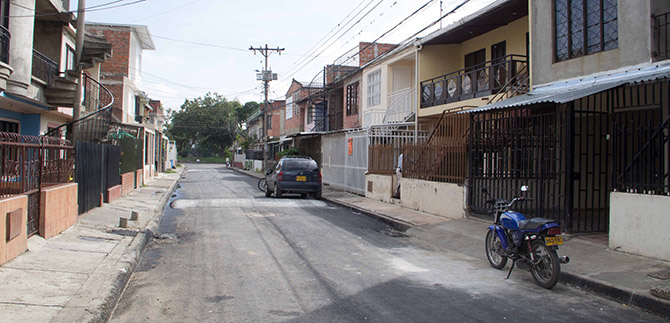Contin�a rehabilitaci�n vial en la comuna 6